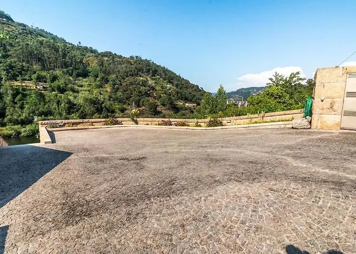 Casa Da Barragem Douro 펜션 *