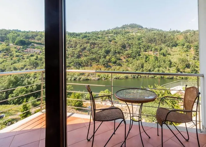 Casa Da Barragem Douro 펜션 친파에스